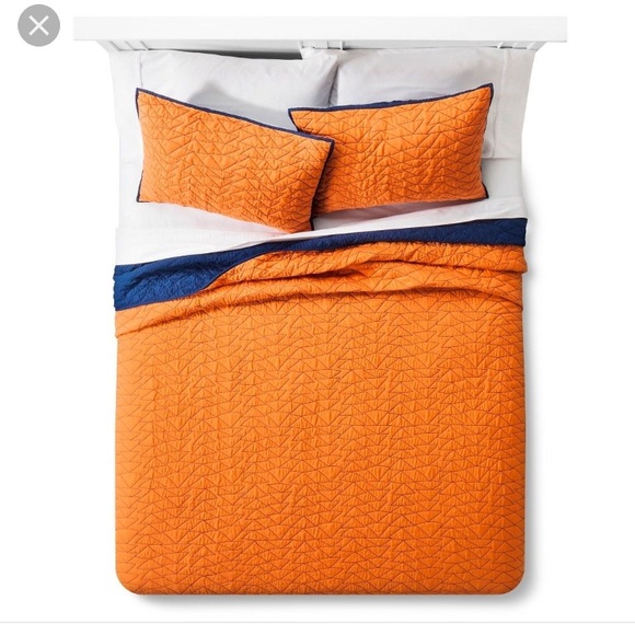 Triangle Stitch Quilt and Sham Set - Pillowfort